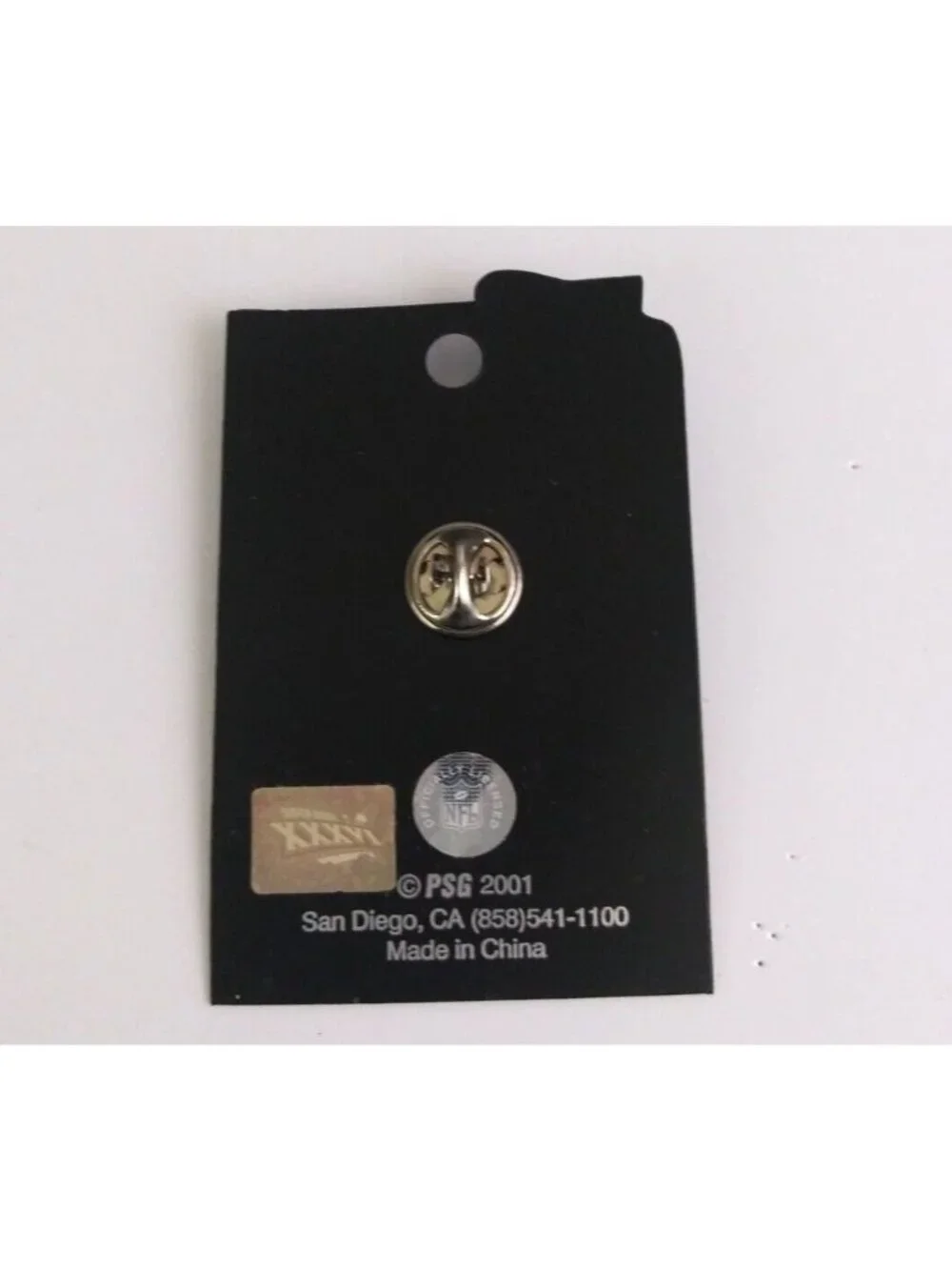 New PSG NFL Super Bowl 2001 New England Patriots vs Rams Pin XXXVI 36 Steamboat